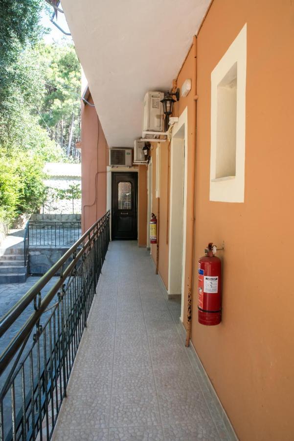 Empress Corfu Pérama